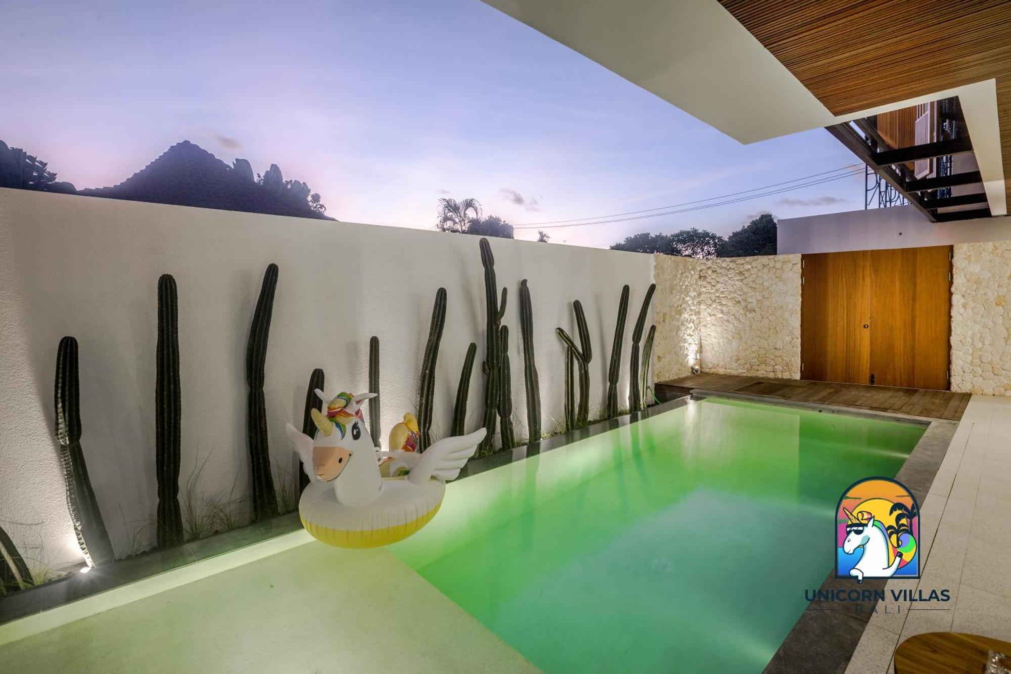 Villa Rufina - By Unicorn Villas Bali Чангу Екстер'єр фото